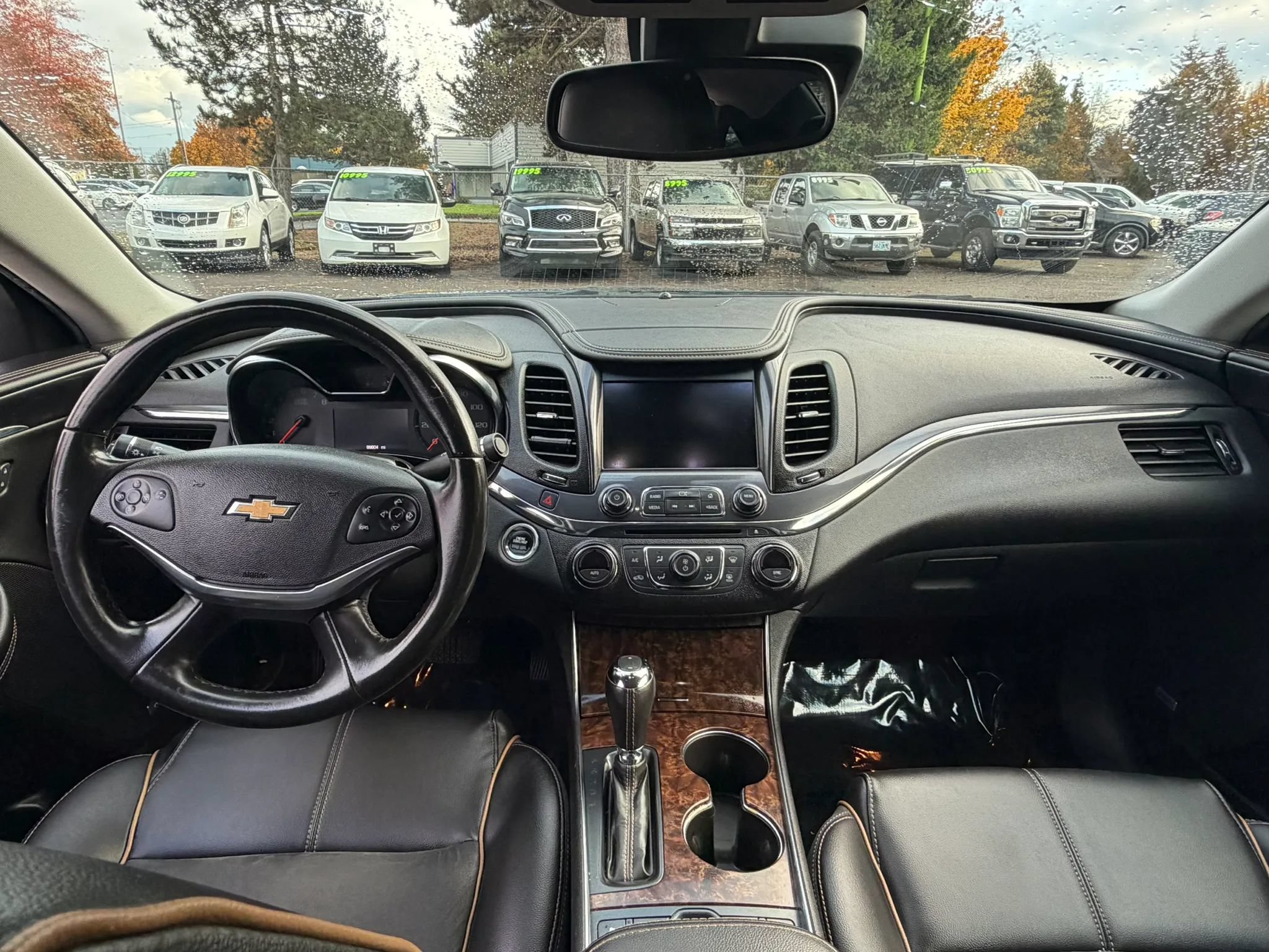 Used 2015 Chevrolet Impala LT FWD image 13