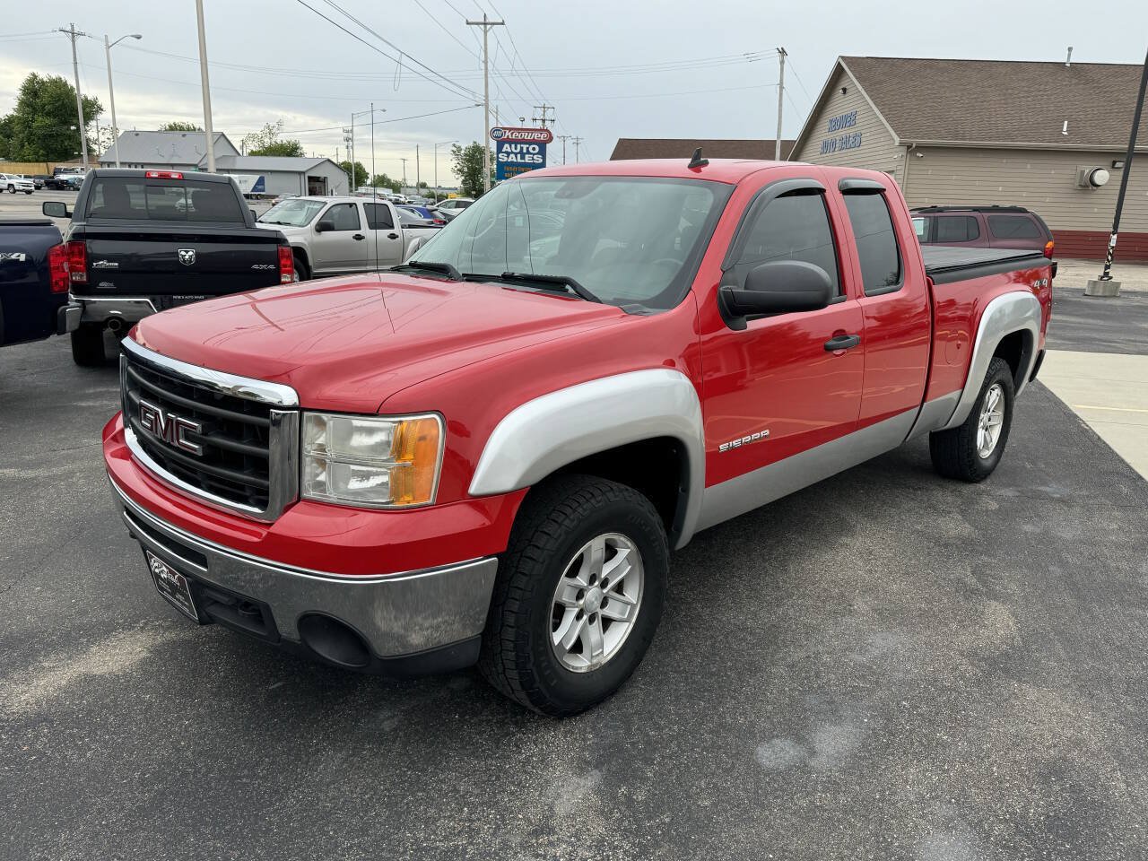 Used 2010 GMC Sierra 1500 SLE w/ Power Pack Plus AWD/4WD image 6