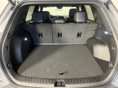 New 2026 Chevrolet Equinox LT w/ Convenience Package II image 24