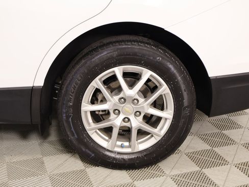 Used 2023 Chevrolet Equinox LT FWD image 18