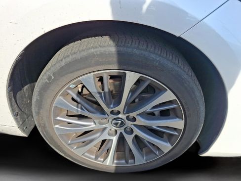 Used 2021 Lexus ES 350 w/ Premium Package image 7