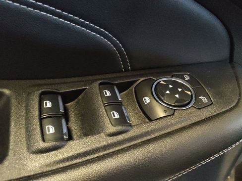 Used 2024 Ford Edge Titanium image 27