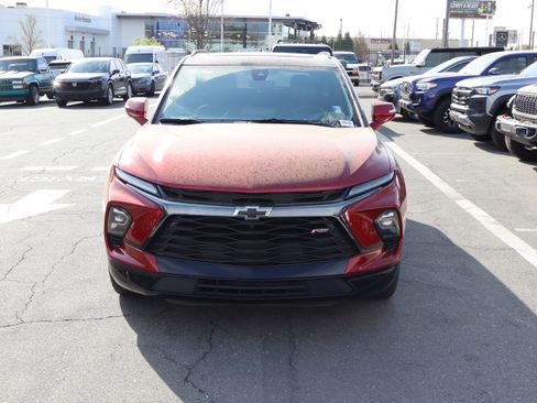 Used 2023 Chevrolet Blazer RS w/ Driver Confidence II Package image 3