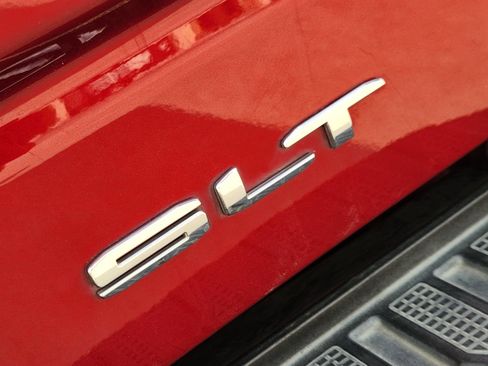 Used 2019 GMC Sierra 1500 SLT RWD image 14