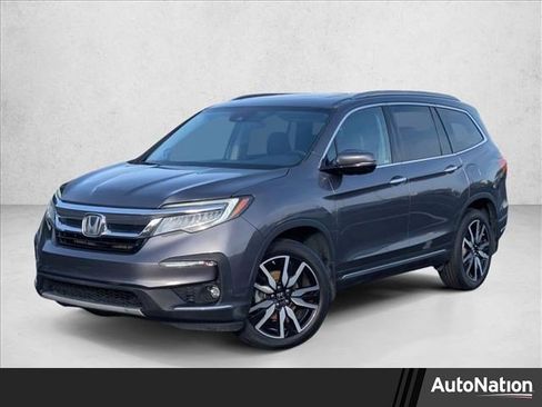 Used 2019 Honda Pilot Touring image 1