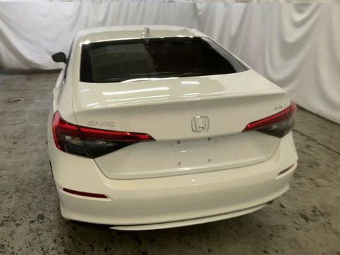 Used 2023 Honda Civic Sport image 7