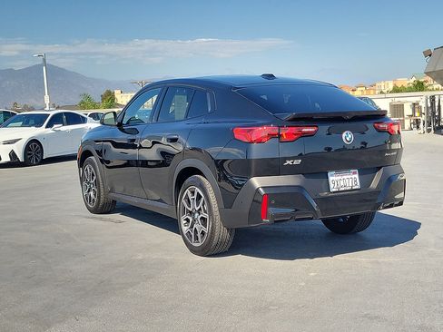 Used 2026 BMW X2 xDrive28i w/ Technology Package AWD/4WD image 4