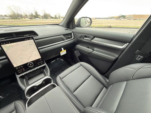 New 2026 GMC Terrain Elevation image 25