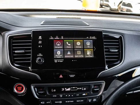 Used 2021 Honda Passport Touring image 17