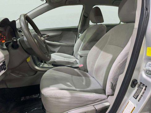 Used 2010 Toyota Corolla LE image 18