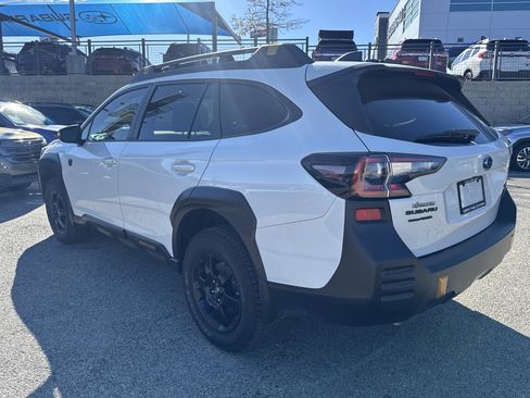Certified 2025 Subaru Outback Wilderness image 5