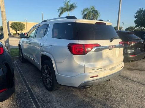 Used 2018 GMC Acadia Denali w/ Technology Package AWD/4WD image 3