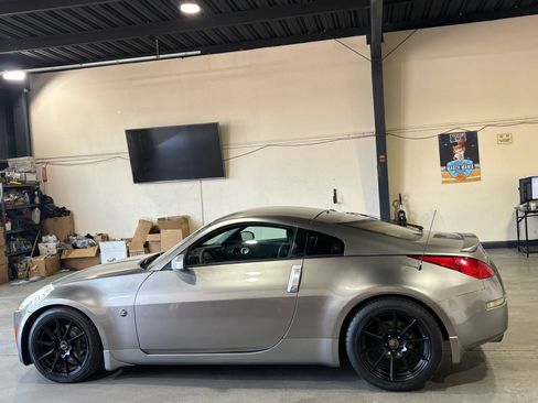 Used 2003 Nissan 350Z Touring RWD image 7