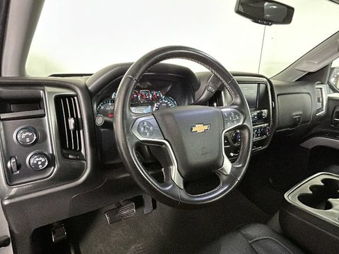 Used 2018 Chevrolet Silverado 1500 LT w/ Redline Edition AWD/4WD image 16