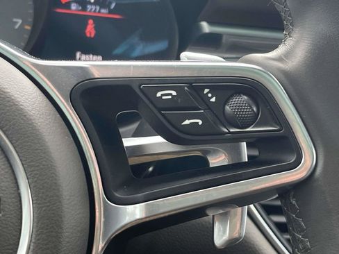 Used 2017 Porsche Macan S image 23