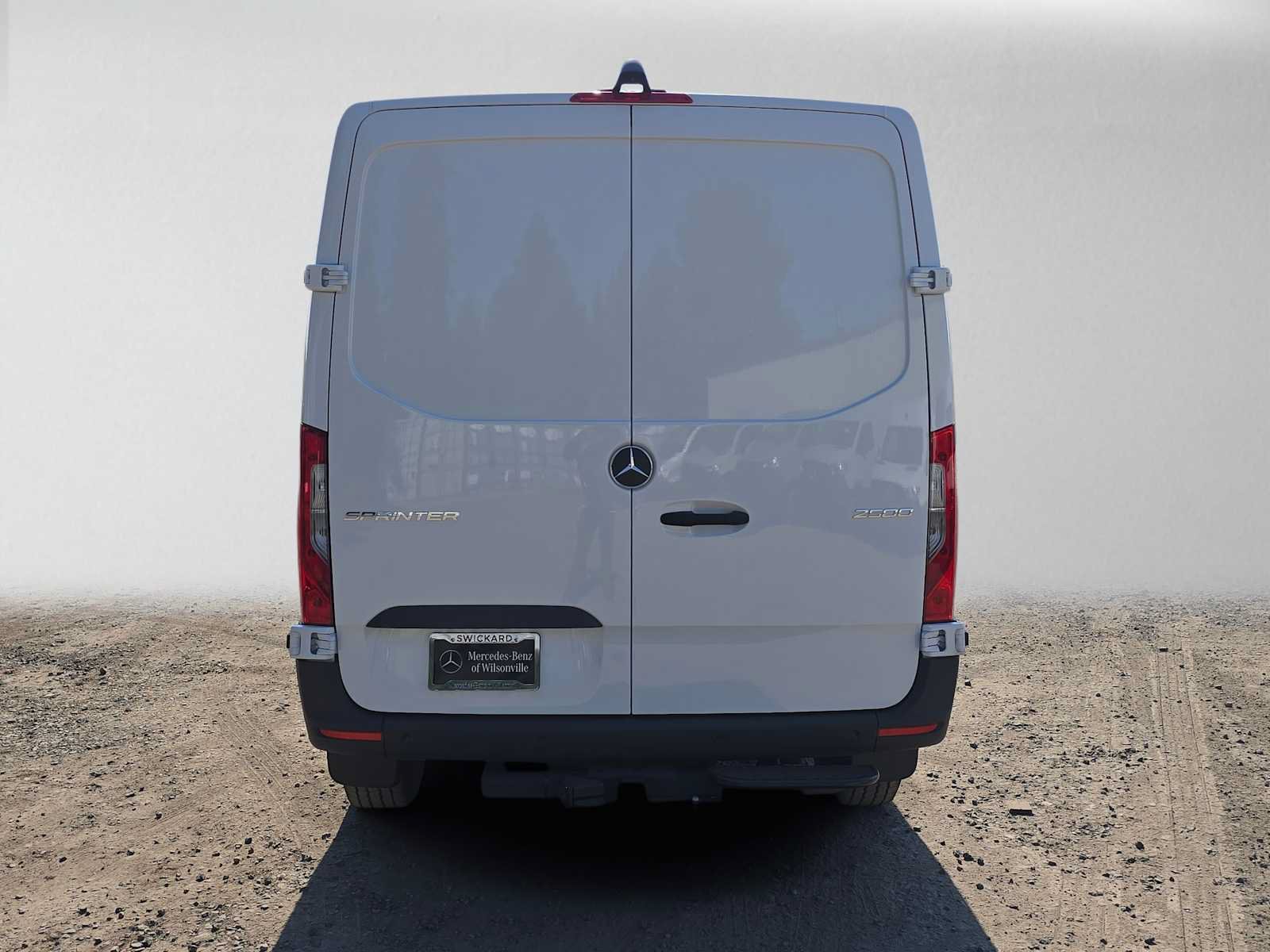 Used 2026 Mercedes-Benz Sprinter 2500 image 4