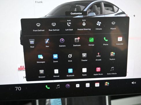 Used 2026 Tesla Model Y Long Range image 10