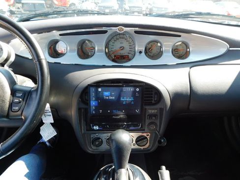 Used 2000 Plymouth Prowler image 18