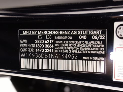 Used 2022 Mercedes-Benz S 500 4MATIC w/ AMG Line Package image 61