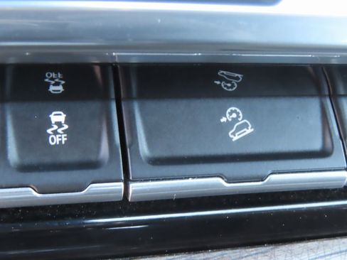 Certified 2022 Chevrolet Silverado 1500 RST w/ Z71 Off-Road Package image 11