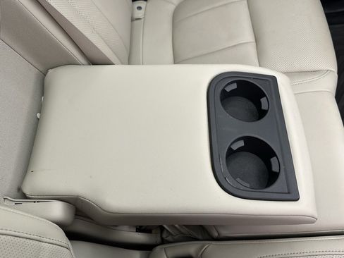 Used 2021 Subaru Ascent Limited w/ Technology Package image 20