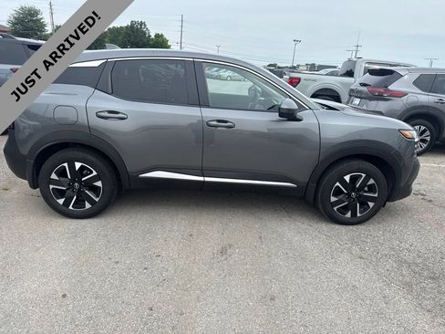 Certified 2025 Nissan Kicks SV AWD/4WD image 4