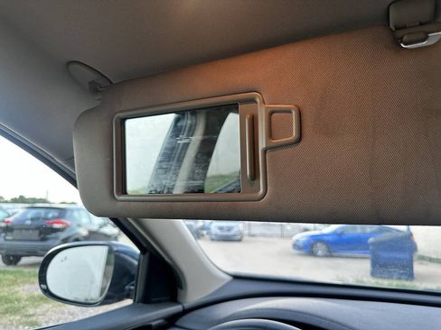 Used 2019 Kia Sorento FWD image 18