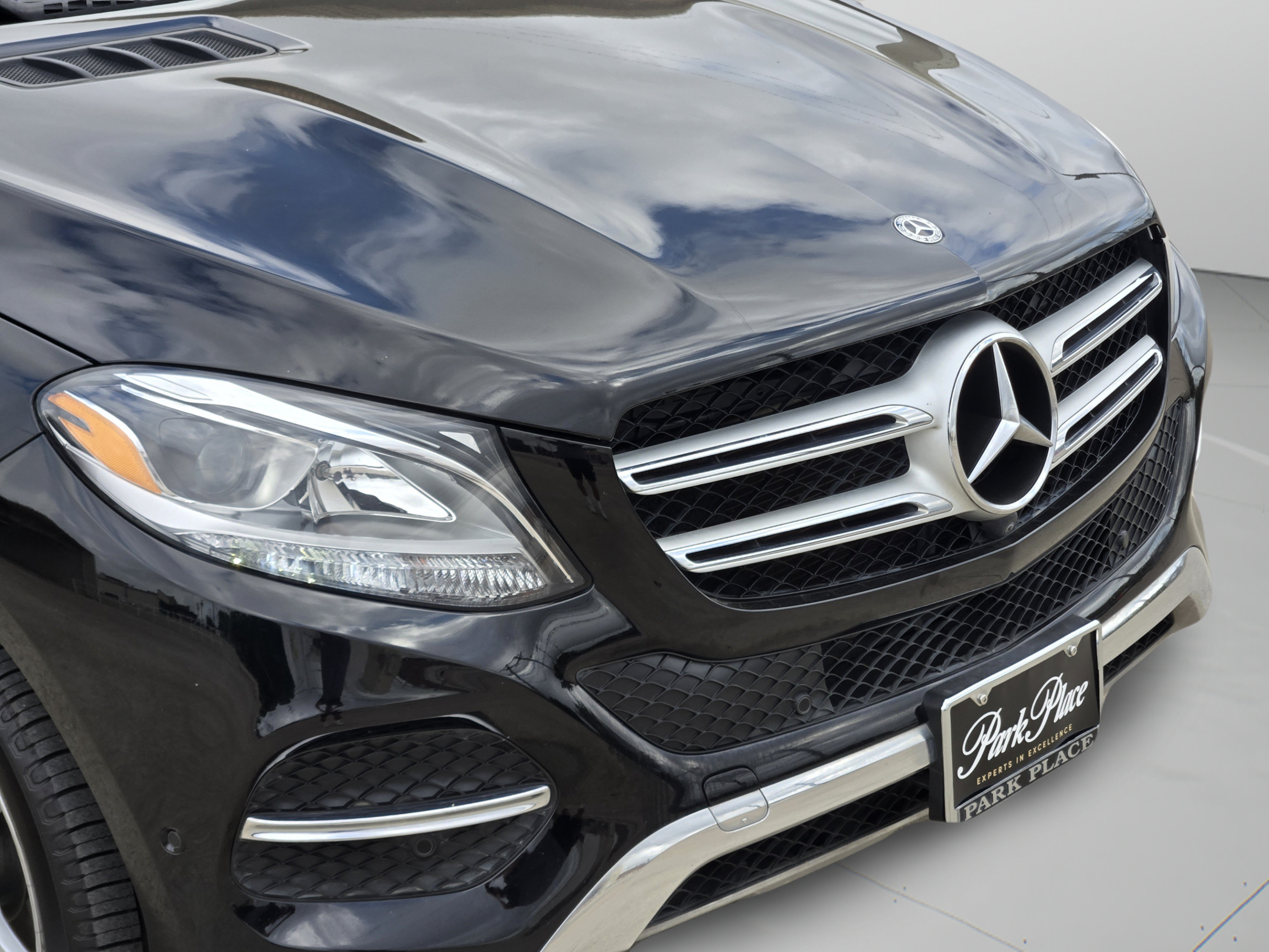 Used 2018 Mercedes-Benz GLE 350 4MATIC image 35