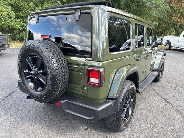 Used 2023 Jeep Wrangler Unlimited Sahara AWD/4WD image 5