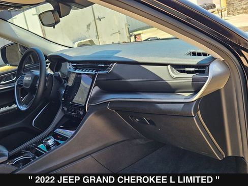 Used 2022 Jeep Grand Cherokee L Limited RWD image 31