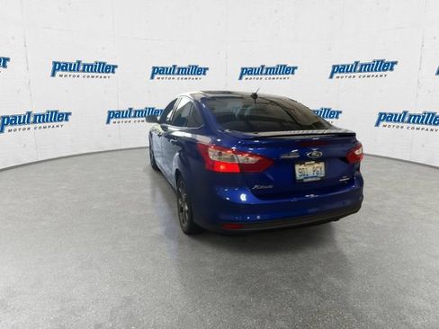 Used 2013 Ford Focus SE FWD image 9