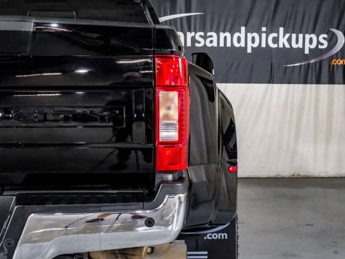 Used 2020 Ford F350 Lariat w/ Lariat Ultimate Package image 42