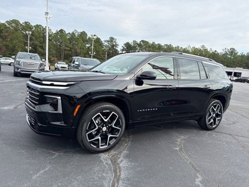 New 2026 Chevrolet Traverse High Country w/ LPO, Floor Liner Package image 7