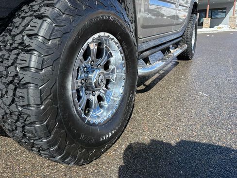 Used 2006 HUMMER H2 image 13