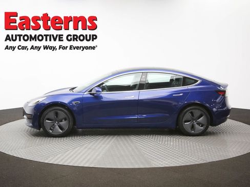 Used 2019 Tesla Model 3 Standard Range image 54