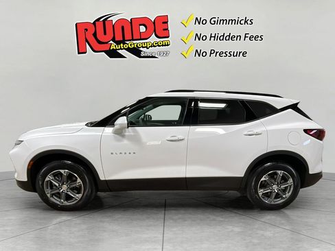 Used 2023 Chevrolet Blazer LT w/ Convenience Package AWD/4WD image 2