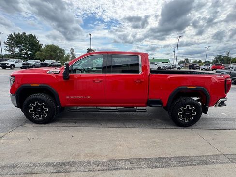 Used 2024 GMC Sierra 2500 SLE image 2