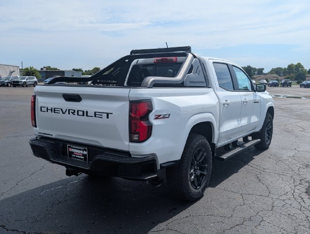 New 2026 Chevrolet Colorado Z71 w/ Midnight Edition AWD/4WD image 8