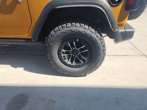 New 2026 Jeep Wrangler Sport AWD/4WD image 17