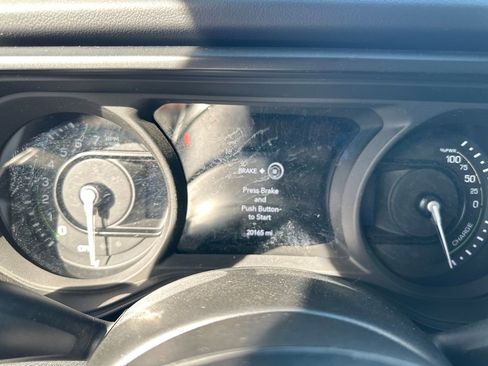 Used 2024 Jeep Wrangler Unlimited Rubicon 4xe image 21