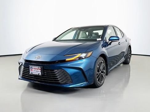 New 2026 Toyota Camry XLE AWD/4WD image 2
