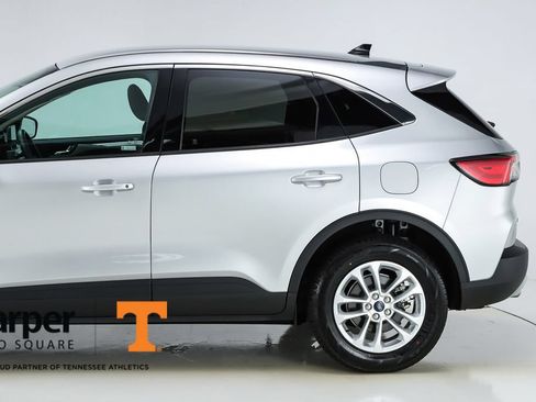 Used 2020 Ford Escape SE AWD/4WD image 4
