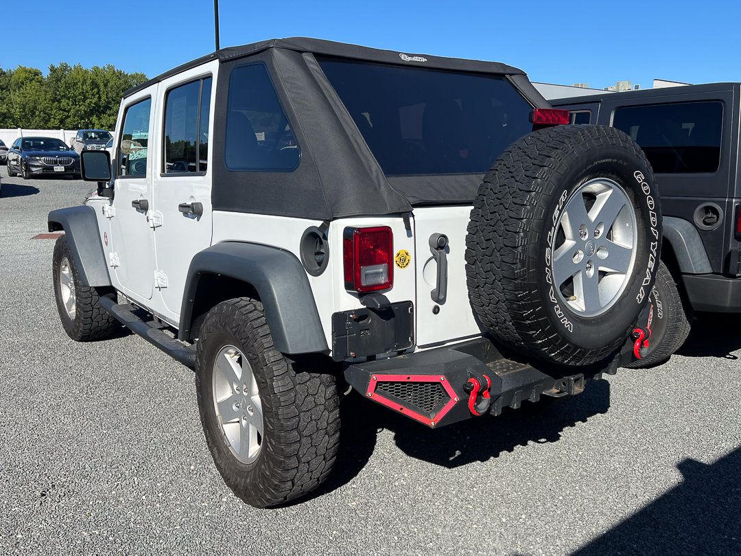 Used 2018 Jeep Wrangler Unlimited Sport S AWD/4WD image 3
