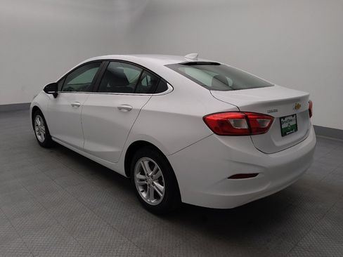 Used 2018 Chevrolet Cruze LT FWD image 5