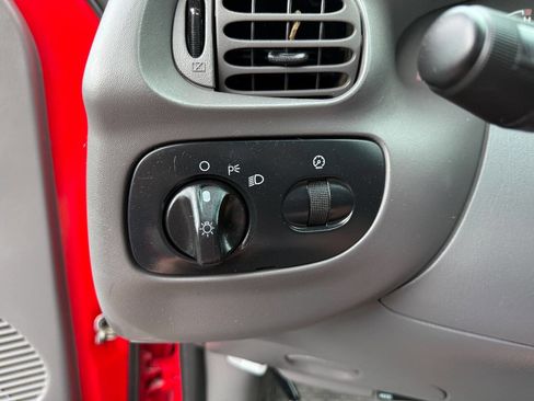 Used 2003 Ford F150 XL image 24