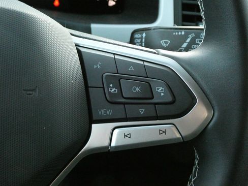 Used 2022 Volkswagen Atlas SE image 11