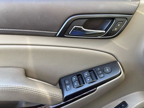 Used 2016 GMC Yukon SLT w/ Open Road Package image 12