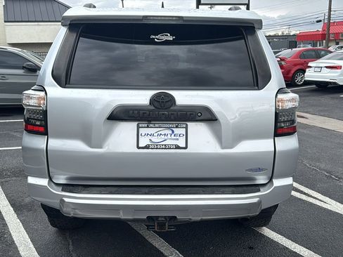 Used 2019 Toyota 4Runner TRD Off-Road Premium image 4