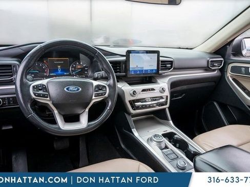 Used 2023 Ford Explorer XLT w/ Equipment Group 202A image 21