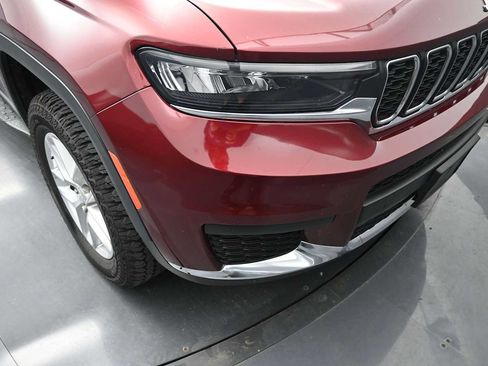 Used 2022 Jeep Grand Cherokee L Laredo w/ Luxury Tech Group I AWD/4WD image 56